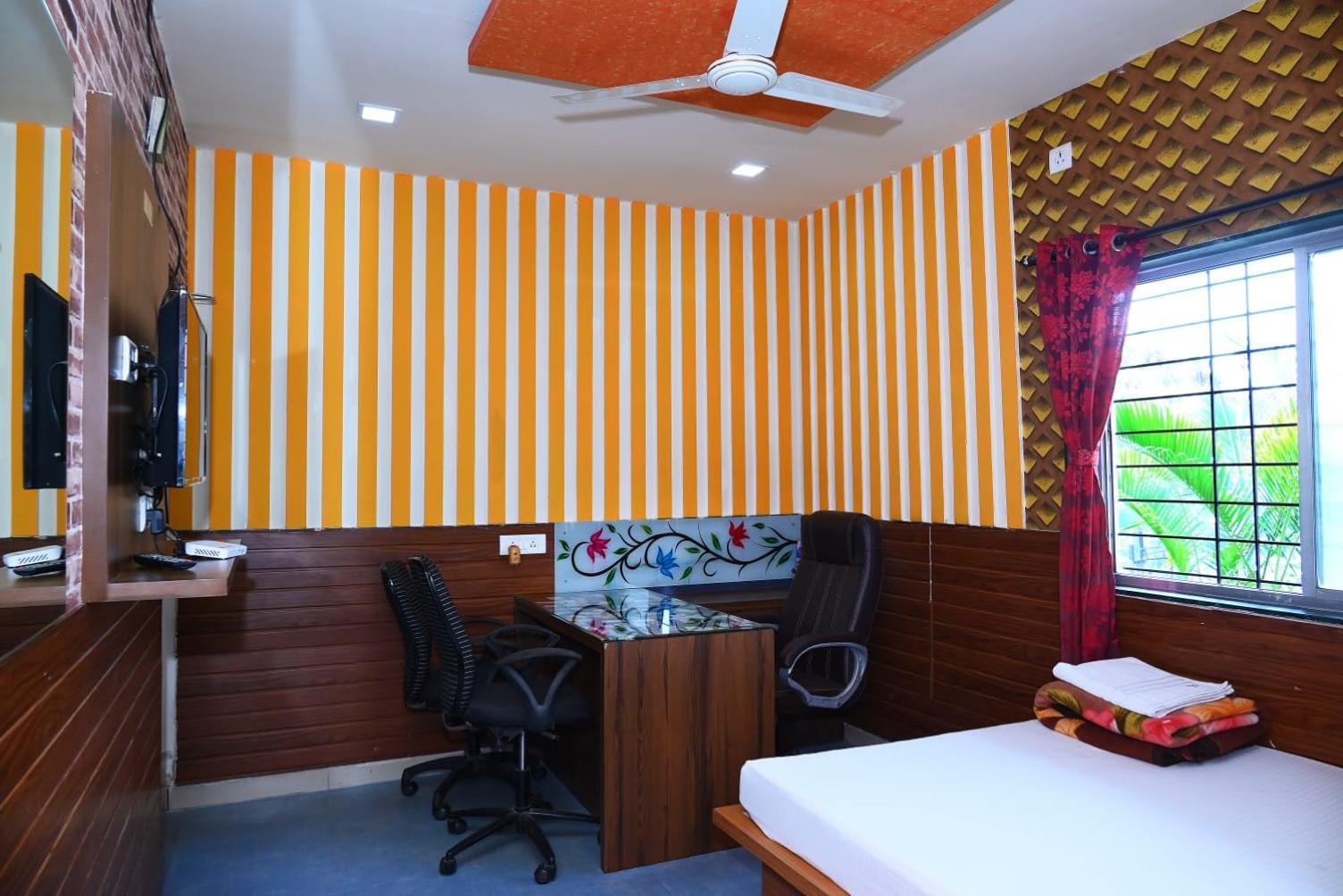 P P Lodging Mangvadi 外观 照片