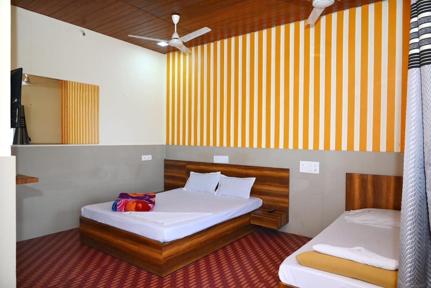 P P Lodging Mangvadi 外观 照片