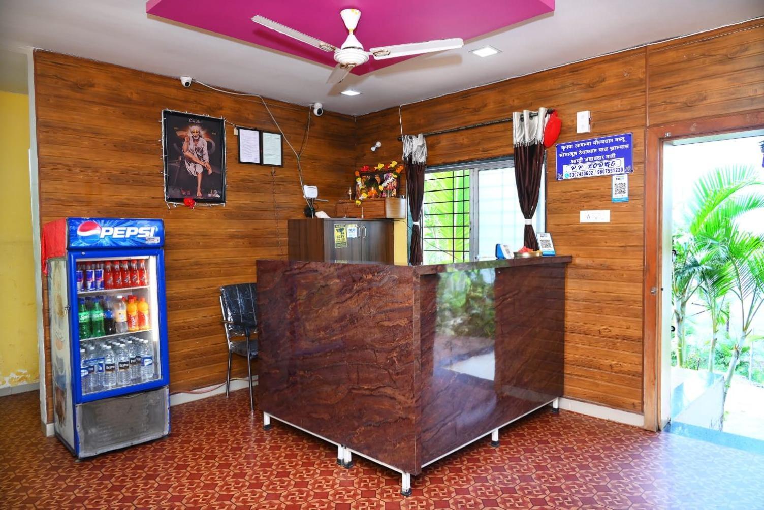 P P Lodging Mangvadi 外观 照片